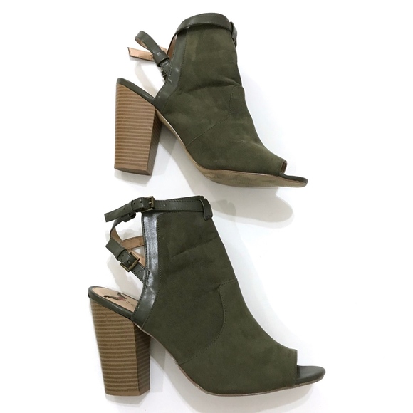 Penny Loves Kenny Green Open-Toe Booties - Picture 2 of 8